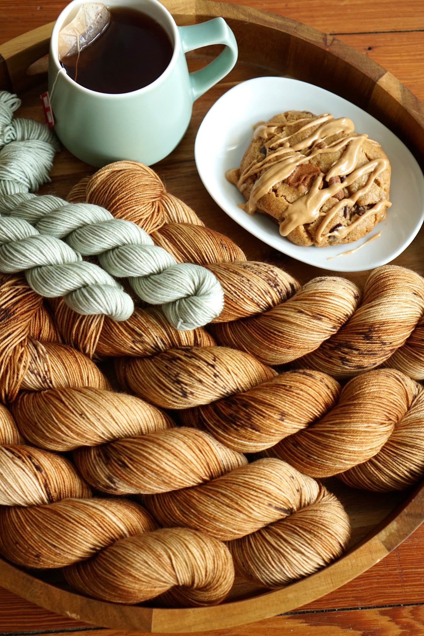 Cookies and Tea / In Stock