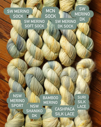 Marquise de Pompadour / In Stock